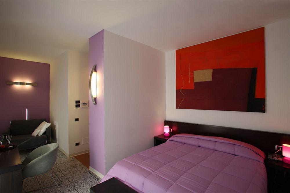 Hotel Zeffiro ساباوديا المظهر الخارجي الصورة